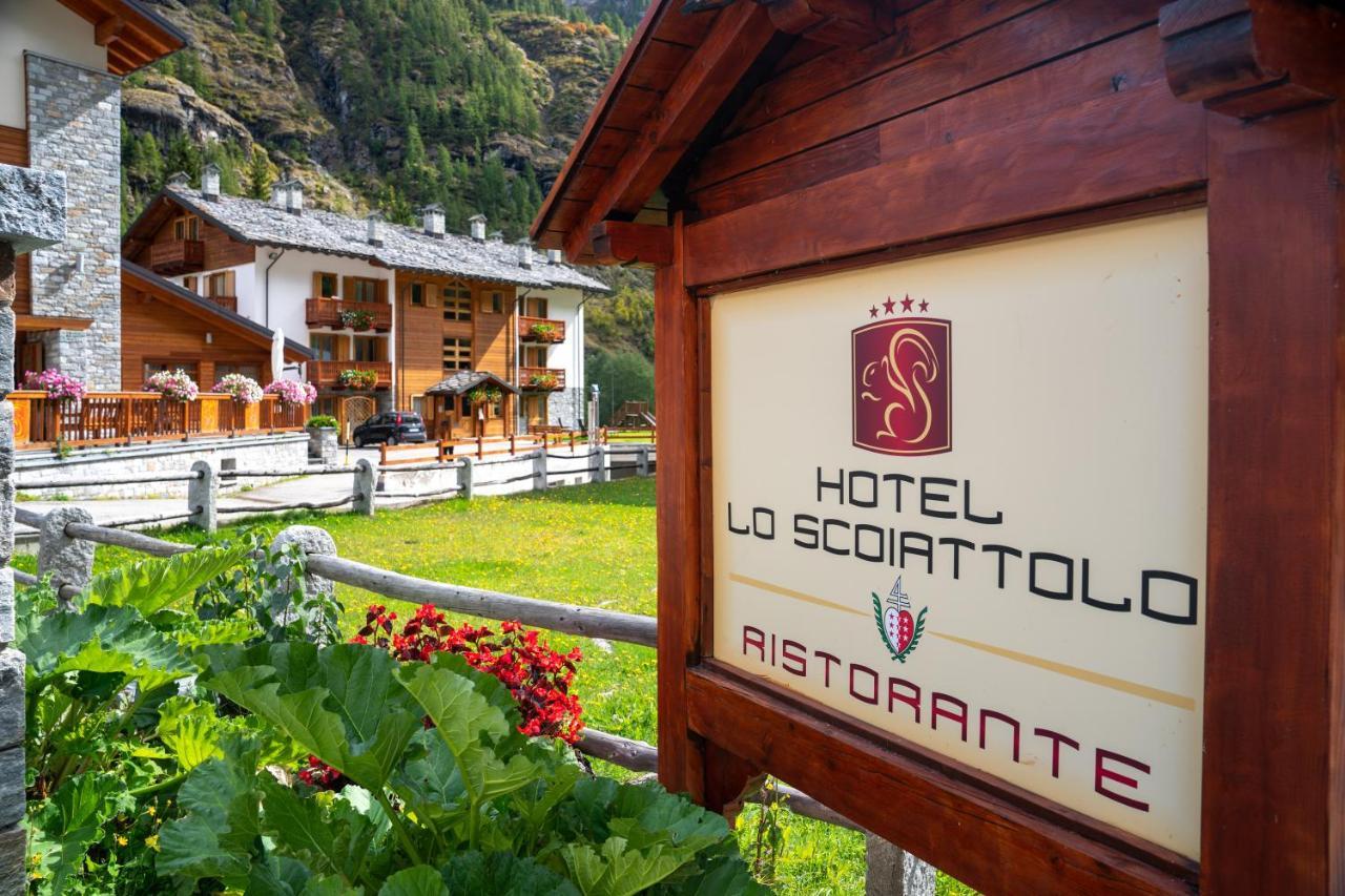 Hotel Lo Scoiattolo Gressoney-la-Trinité Exterior foto